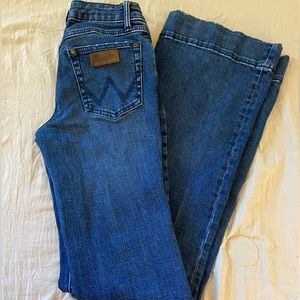 Wrangler Retro Mae Sophia Wide Leg Jeans